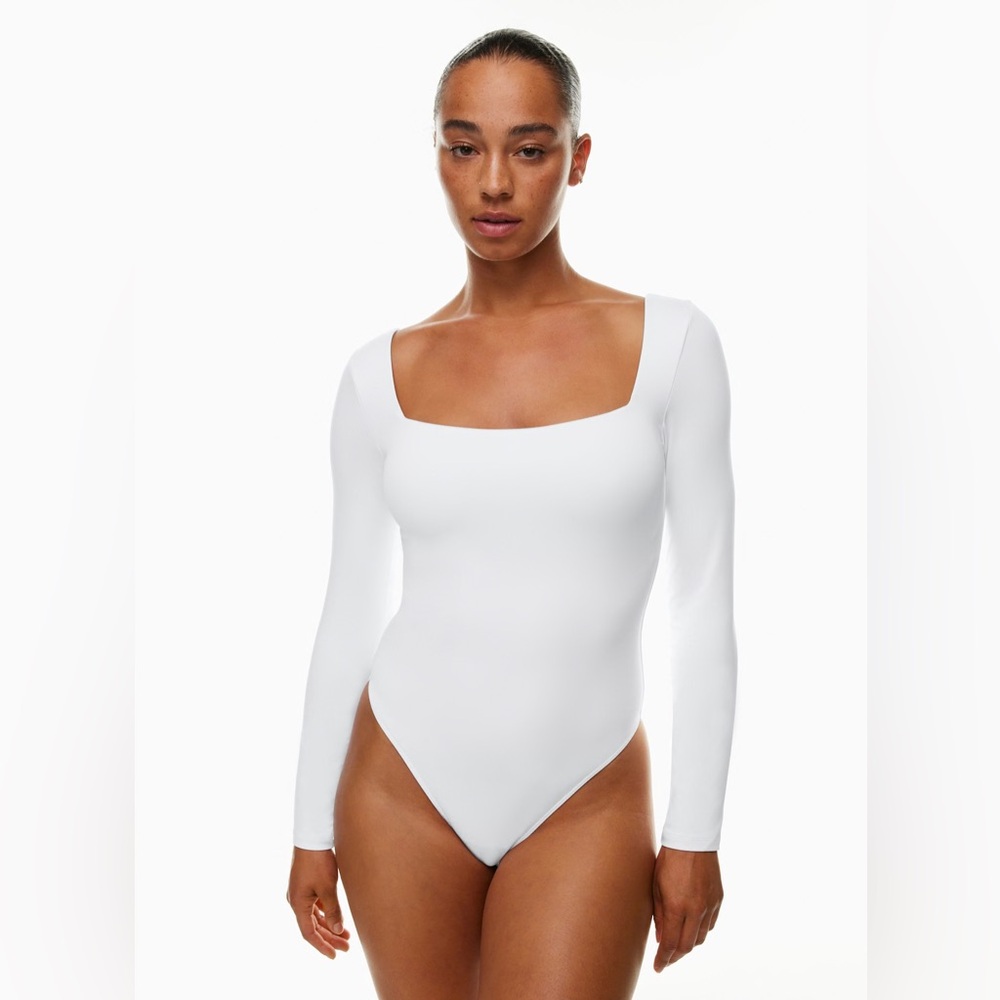 New Aritzia Babaton contour square neck long sleeve bodysuit Gray Size Large